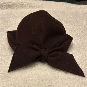 vintage midcentury hat with bow